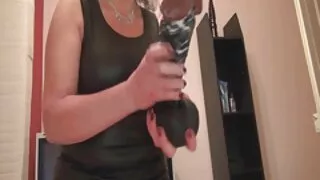 აღგზნებული ოსტატი, ქერა, ყელის