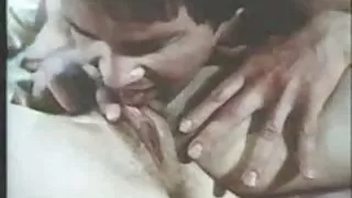 თეთრი haired slut შთანთქა მიერ horny guy ' s cock
